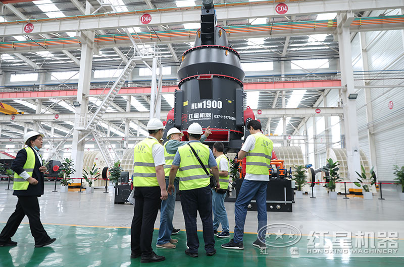 客戶來(lái)廠考察設(shè)備 客戶來(lái)廠考察設(shè)備