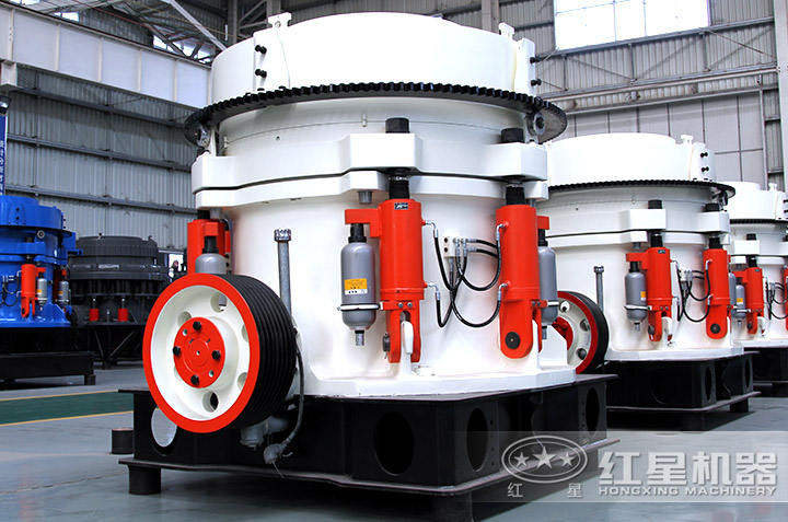 圓錐破碎機實拍圖，運行平穩 后期維護成本低